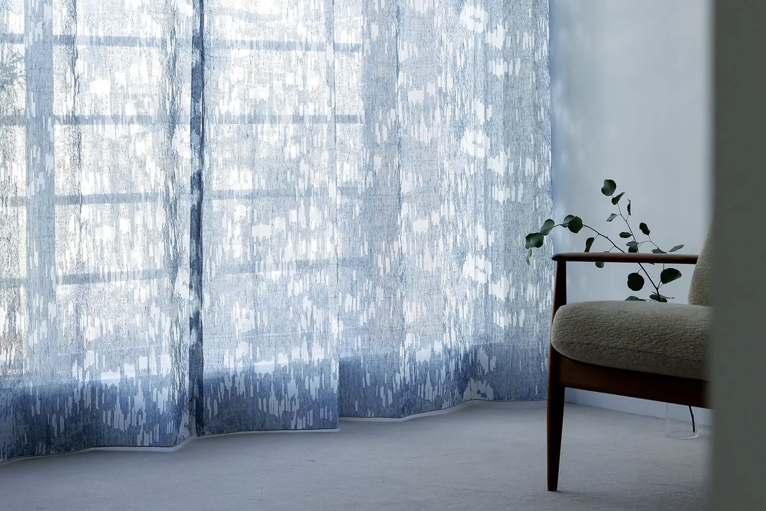 光・質感・技が響き合う上質なファクトリーブランド - カーテンの製造